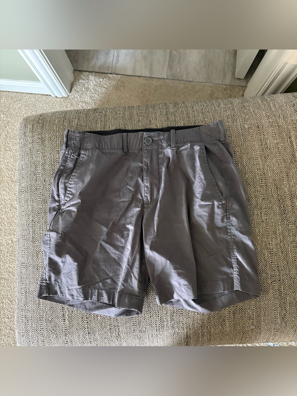 Abercrombie Men’s All Day Gray Stretch Shorts Size Small 7” Inseam Casual